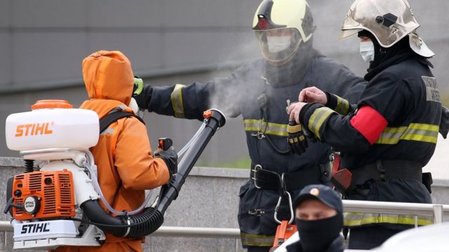 Дезинфекция сотрудников противопожарной службы