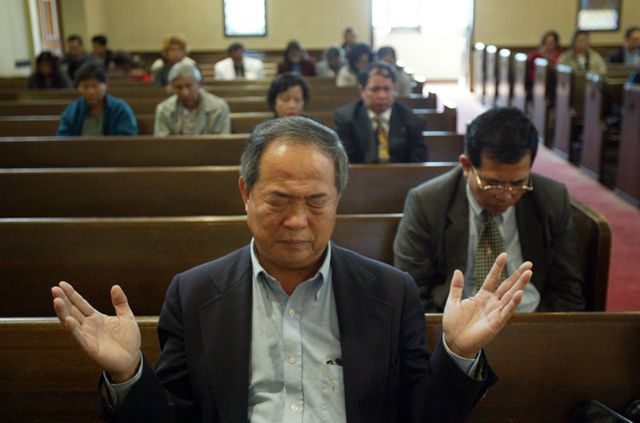 Ted em igreja em Los Angeles, em 2004