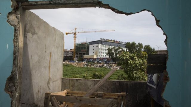 西哈努克市内建筑工地比比皆是(photo:BBC)
