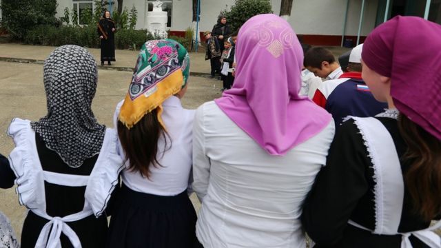 schoolgirls in Dagestan