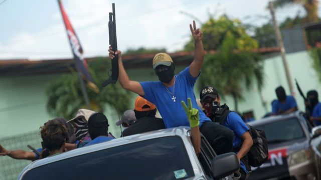 Paramilitares nicaragüenses
