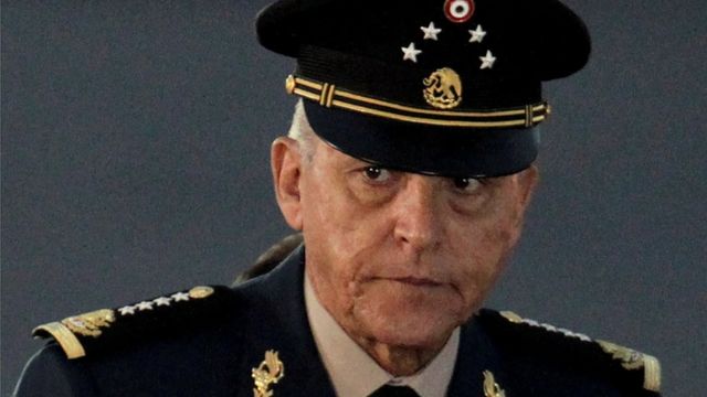 aljornal.com - الجورنال - تهريب المخدرات: الادعاء الأمريكي يتهم وزير دفاع مكسيكي سابق بمساعدة عصابات إجرامية وزير الدفاع السابق الجنرال سالفادور سينفويغوس