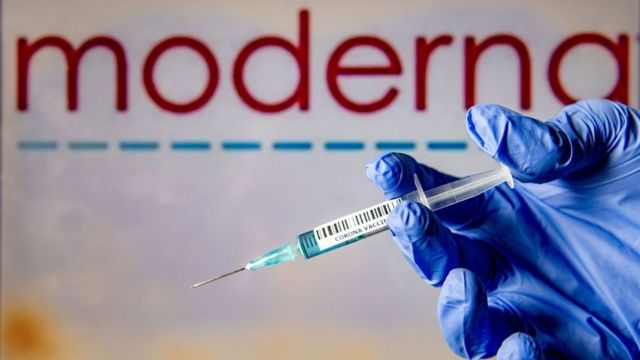 The American pharmaceutical company Moderna develops a vaccine against the Corona virus