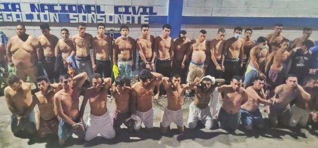 Supuestos pandilleros detenidos.