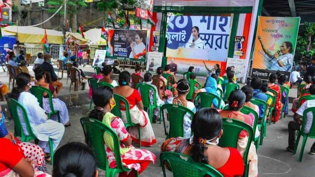 ममता बनर्जी ( Mamta Banerjee ) क्या पश्चिम बंगाल का सीएम पद छोड़ देंगी( West Bengol CM seat ) , देश की राजनीति में जगह बनाने की है चर्चा ( Can Join National Politics )? 8 ममता बनर्जी