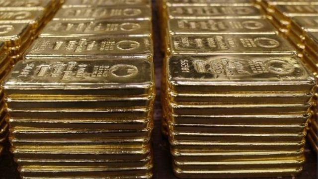 En Sri Lanka, un homme a tenté de prendre l'avion pour l'Inde avec un kilogramme d'or caché dans le rectum.