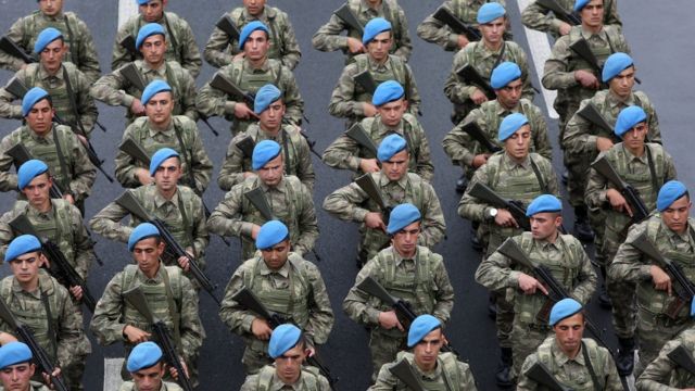 Türk askerleri