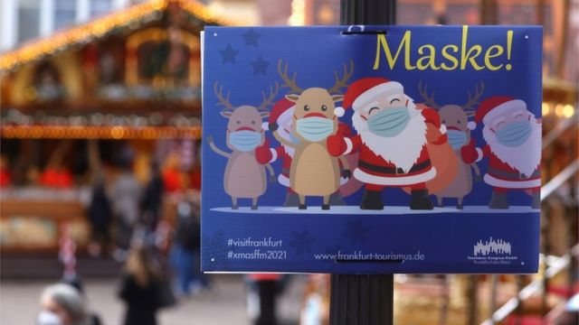 Almanya'da Noel için kurulan pazarlarda maske takılması isteniyor