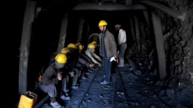 دیده بان شفافیت افغانستان در وضع کنونی نباید قرارداد معدن امضا کند Bbc News فارسی