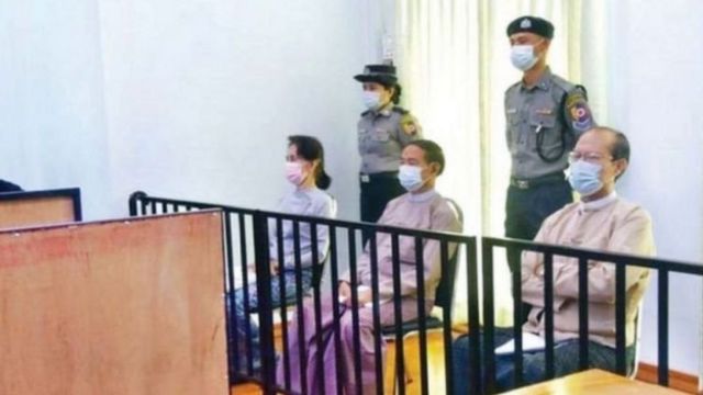 စစ်တပ်က အာဏာသိမ်းပြီးနောက် ပုဒ်မ ၆ ခု၊ အမှု ၇ မှုနဲ့ တရားစွဲ ခံထားရတဲ့ နိုင်ငံတော်၏ အတိုင်ပင်ခံပုဂ္ဂိုလ် ဒေါ်အောင်ဆန်းစုကြည်ရဲ့ အမှုတချို့ကို ဇွန်လ ၁၄ ရက်က ပထမဆုံး စတင် ကြားနာစစ်ဆေးခဲ့