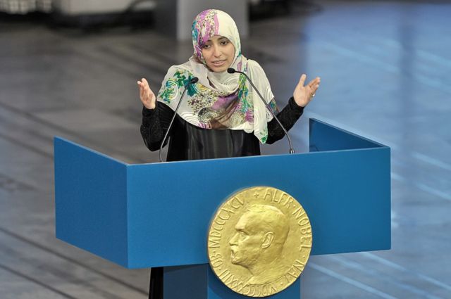 Tawakkul Karman ofreciendo un discurso