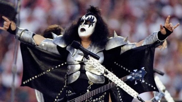 kiss