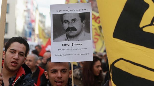 Enver Şimşek'in ismini taşıyan aktivistler