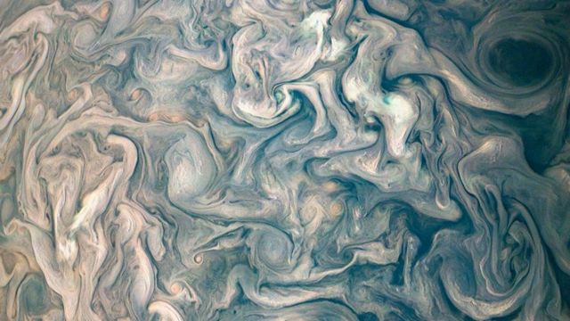 Nubes turbulentas en Júpiter