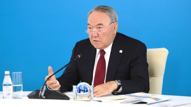 Нурсултан Назарбаєв