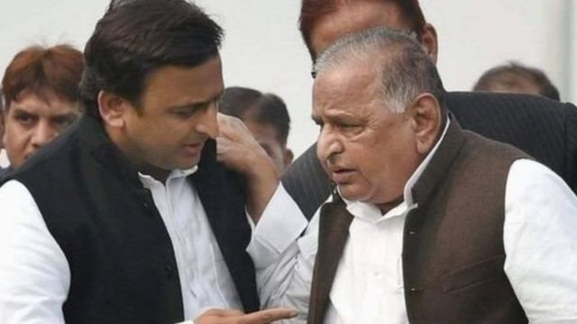 अखिलेश यादव और मुलायम सिंह यादव