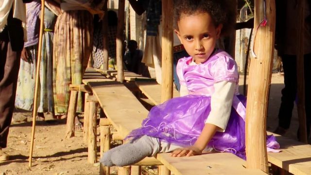 الفتاة بيت لحم تسفايي، تيغراي، أثيوبيا.