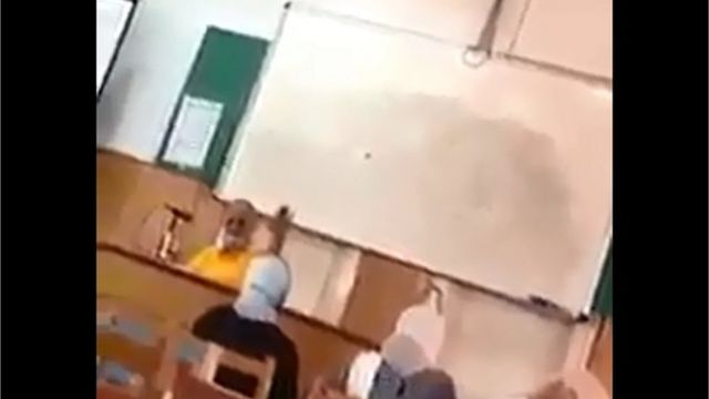 صورة من مقطع الفيديو