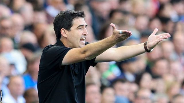 Bournemouth manager Andoni Iraola