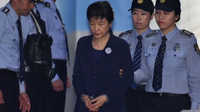 Güney Kore'nin eski Devlet Başkanı Park Geun-hye