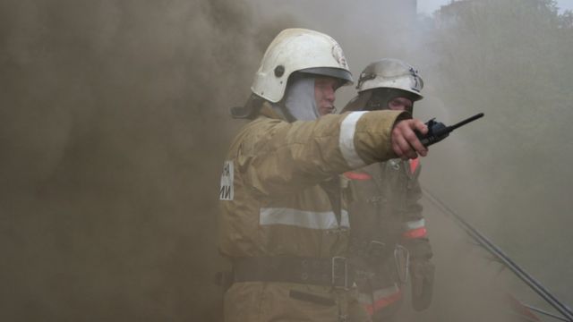 пожарные