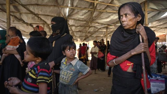 Impunzi z'aba Rohingya mu nkambi ya Balukhali mu mpera z'umwaka wa 2017