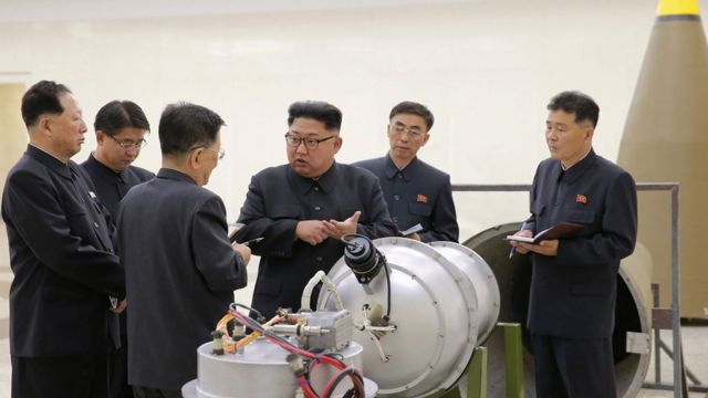 Kuzey Kore Eylül ayının başında füzelere yerleştirilebikecek bir hidrojen bombası geliştirdiğini iddia etmişti.