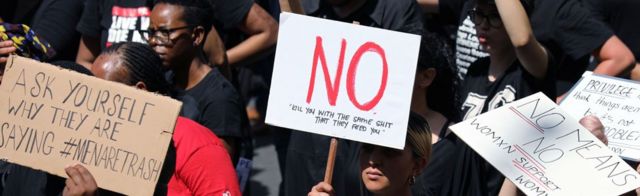 Manifestation Contre Les Violences Faites Aux Femmes Et Aux Filles En Afrique Du Sud Bbc News Afrique