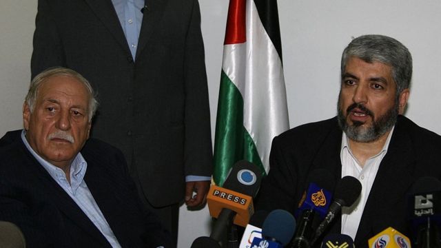 جبريل وزعيم حركة حماس السابق خالد مشعل