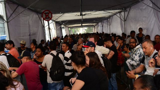 Fila de mutirão do emprego em 17 de setembro, em São Paulo