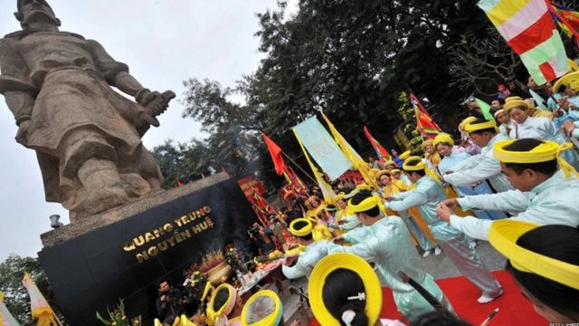 Đọc lại: Hoàng đế Quang Trung ra Bắc - BBC News Tiếng Việt