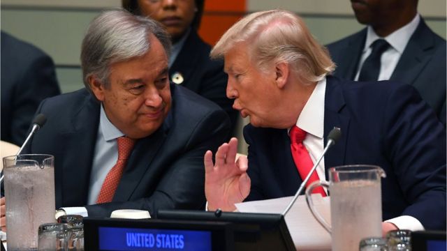 Tổng thống Trump và Tổng Thư ký LHQ Antonio Guterres trao đổi tại cuộc họp về Cải cách LHQ tại trụ sở LHQ hôm 18/9/2017 ở New York.