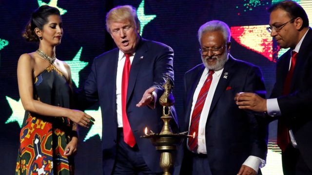 न्यू जर्सी में रिपब्लिकन हिंदू कोलिशन के कार्यक्रम में पहुंचे डोनल्ड ट्रंप.