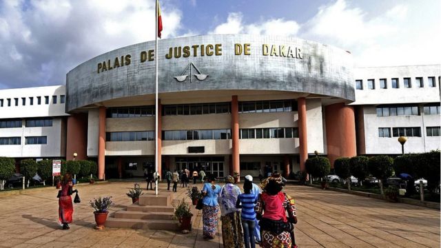 Sénégal : la religion au palais de justice - BBC News Afrique