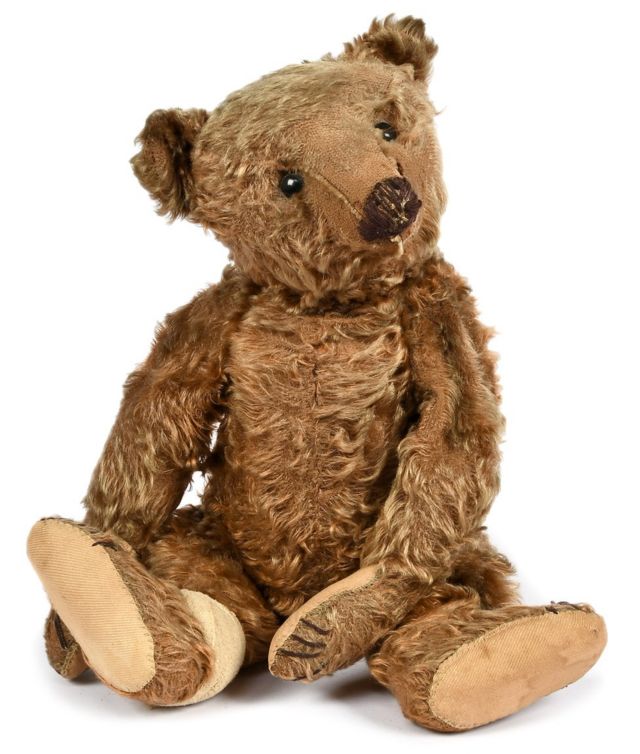 Rare German Steiff bear to be auctioned in Thornaby - BBC News