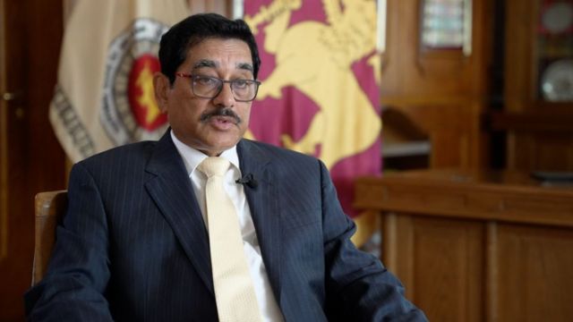 斯里兰卡央行行长纳达尔·韦拉辛哈表示，迅速采取行动符合各方利益。(photo:BBC)