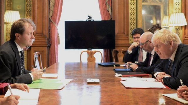 Gabadha xiran ninkeeda Ratcliffe ayaa la kulmay wasiirka arrimaha dibadda horraantii sannadkan