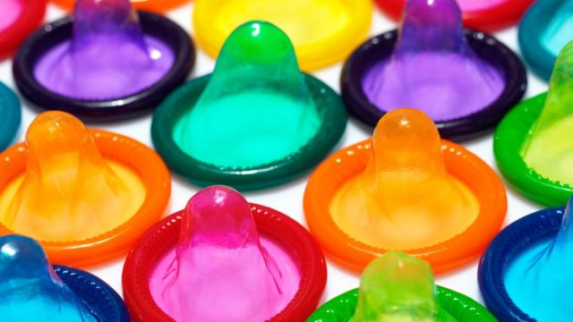 Los sorprendentes anuncios de las autoridades de Estados Unidos sobre el  uso de los condones - BBC News Mundo