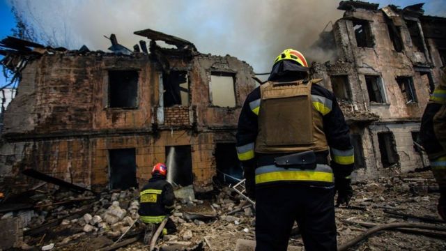 Удар ракетами і шахедами: у Дніпрі загиблі й десятки постраждалих, у ...