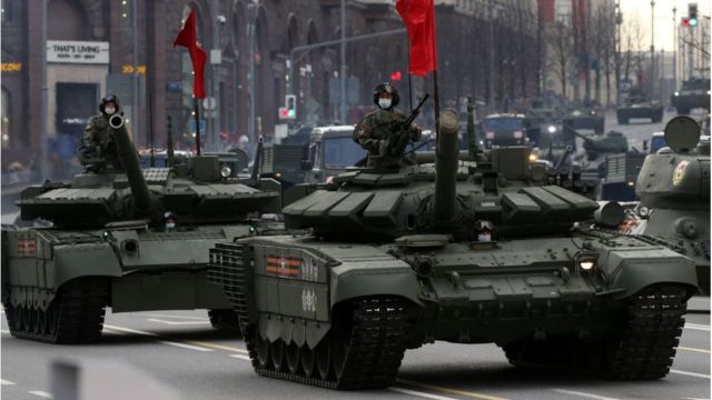 Xe tăng hạng nặng T-90 của Nga
