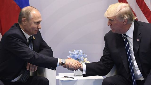 Rais wa Urusi Vladmir Putin na mwenzake wa Marekani Donald Trump