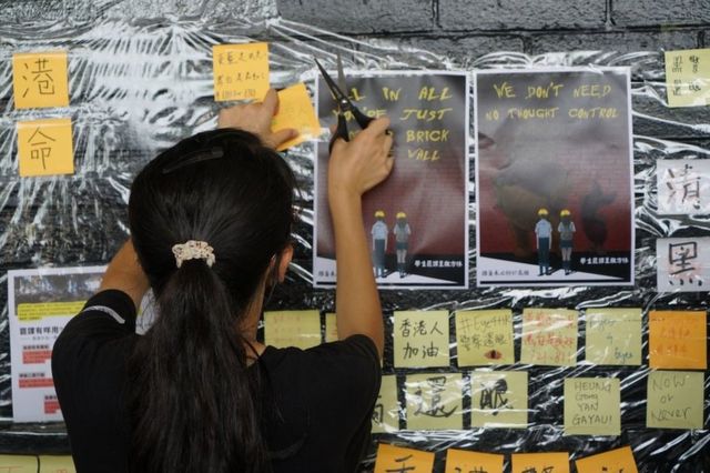 香港抗议 陷于政治漩涡里的中学生 家长和老师 c News 中文