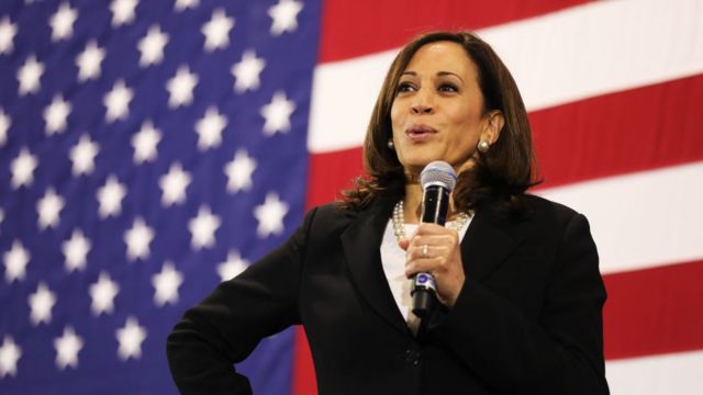 O vice-presidente dos EUA eleita Kamala Harris durante a campanha eleitoral de 2020
