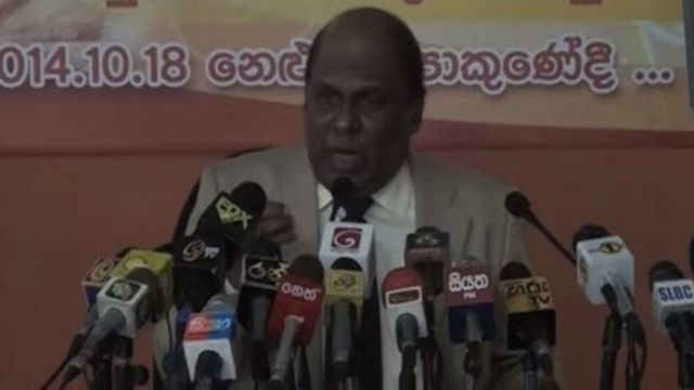 හිටපු ජේෂ්ඨ නියෝජ්ය පොලිස්පති අනුර සේනානායක තමන්ට වාසිදායක ලෙස සාක්කි ලබාදෙන මෙන් ඔහුගේ රියදුරාට බලපෑම් කර ඇති බව රජයේ නීතිවේදියා අධිකරණය හමුවේ පැමිණිලි කළේය.