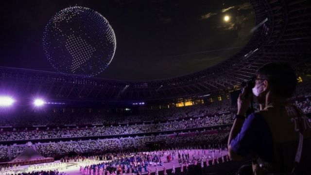 Globo de drones foi um dos destaques da festa