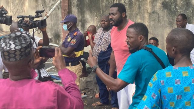 Nigeria&#39;s Ikoyi building collapse: Anger and frustration grows - BBC News