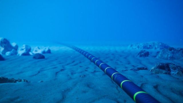 கடலுக்கடியில் பதிக்கப்பட்டுள்ள கேபிள் - மாதிரிப் படம்