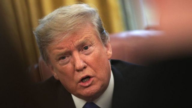 Madaxweyne Trump ayaa Guddoomiyeyaasha gobollada Maraykanka u sheegay in Kuuriyada Waqooyi ay leedahay awood dhaqaale oo wayn.