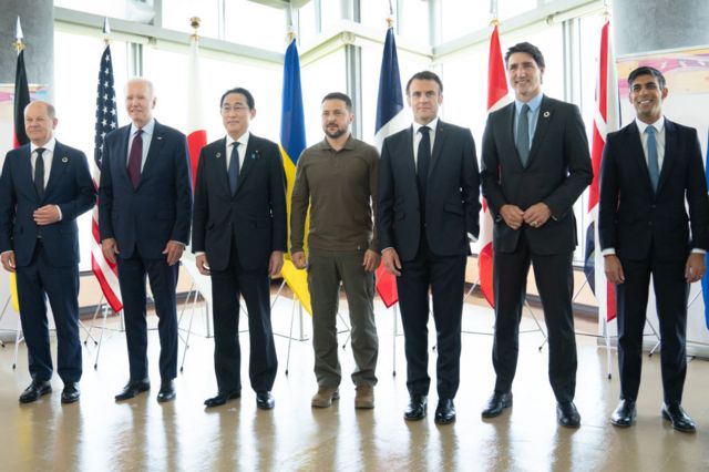 அமெரிக்க அரசுக்கு நெருக்கடி