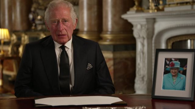 Le roi Charles III s'adressant à la nation